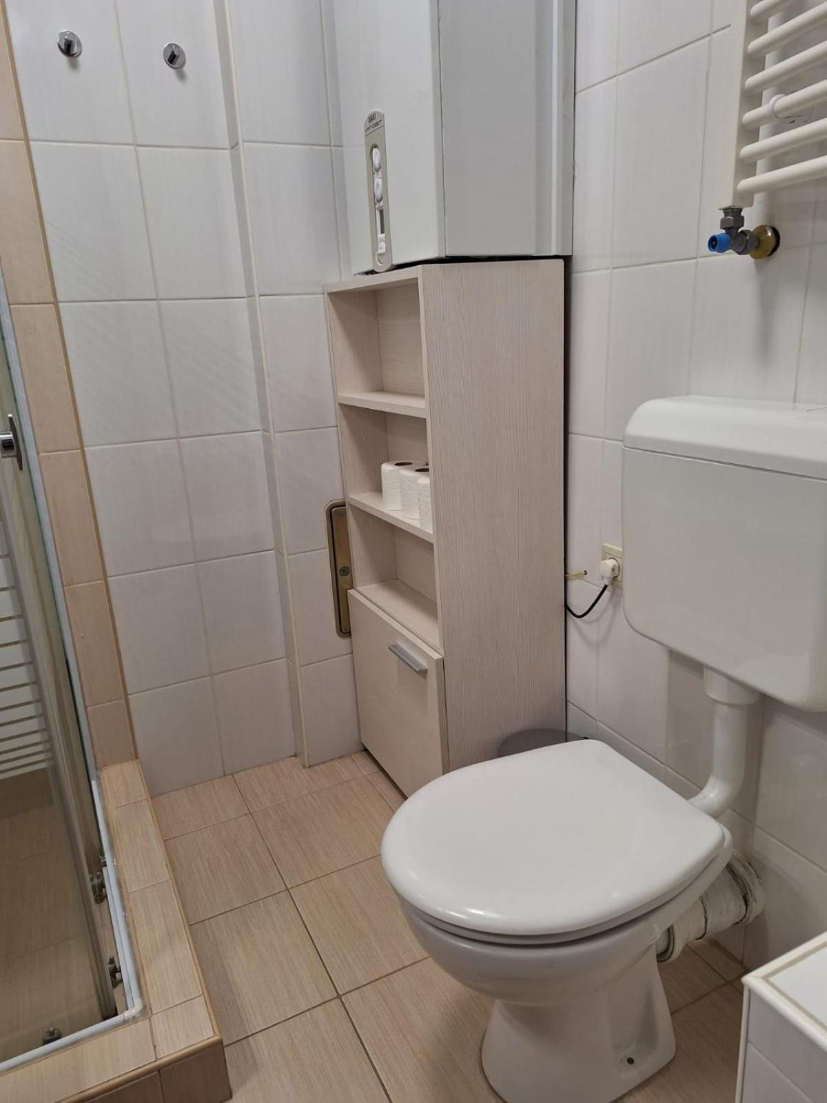 Angyal Apartman Gyula Exterior foto