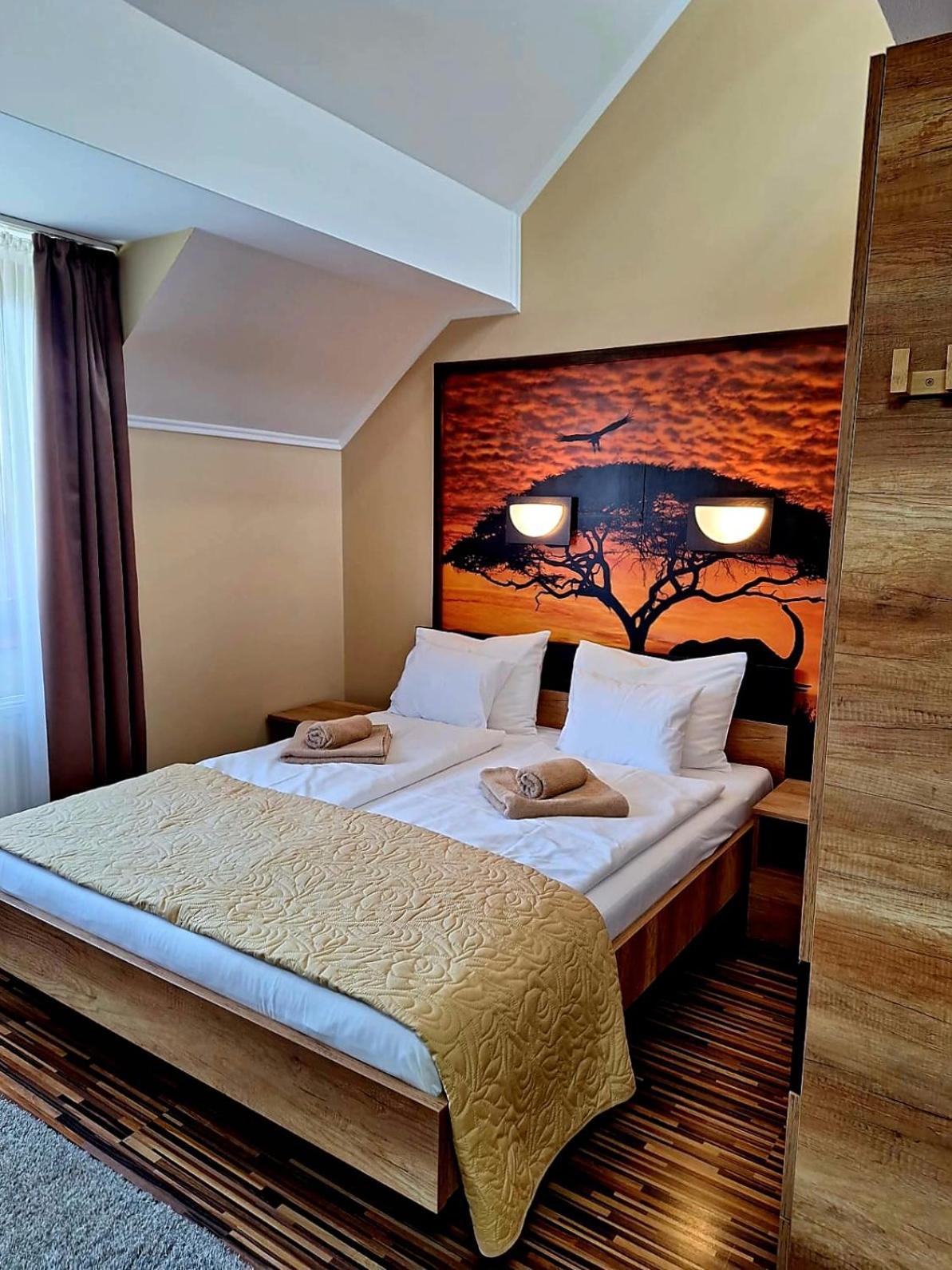 Angyal Apartman Gyula Exterior foto